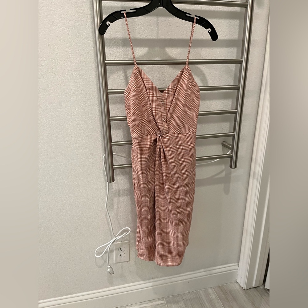 ASTR dress size s